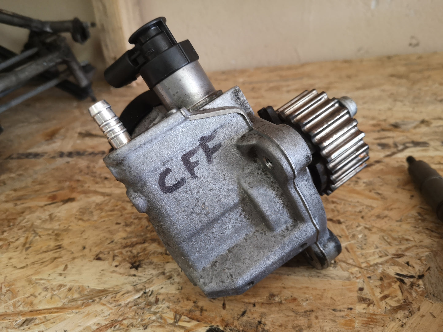 Fuel pump 2.0 Tdi -VW-SEAT-SKODA-AUDI-