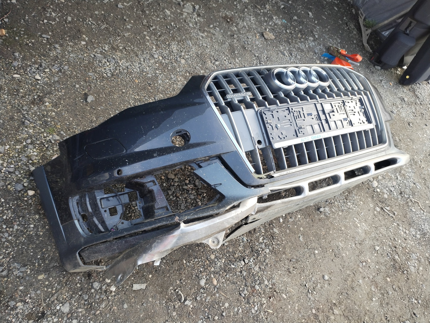 Front bumper -AUDI A6 C7 Allroad Lift -DAMAGED-