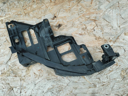 Right headlight bracket - VW GOLF 6