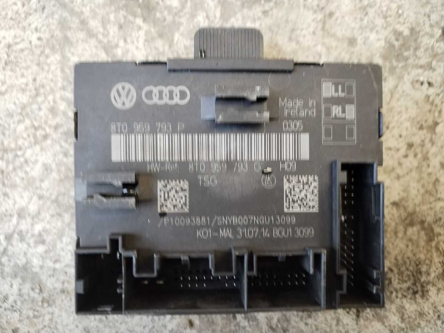 Door module -AUDI A4 A5 Q5