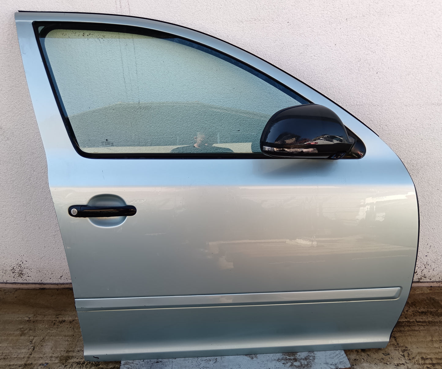 Door first right -ŠKODA OCTAVIA- 2004-2012