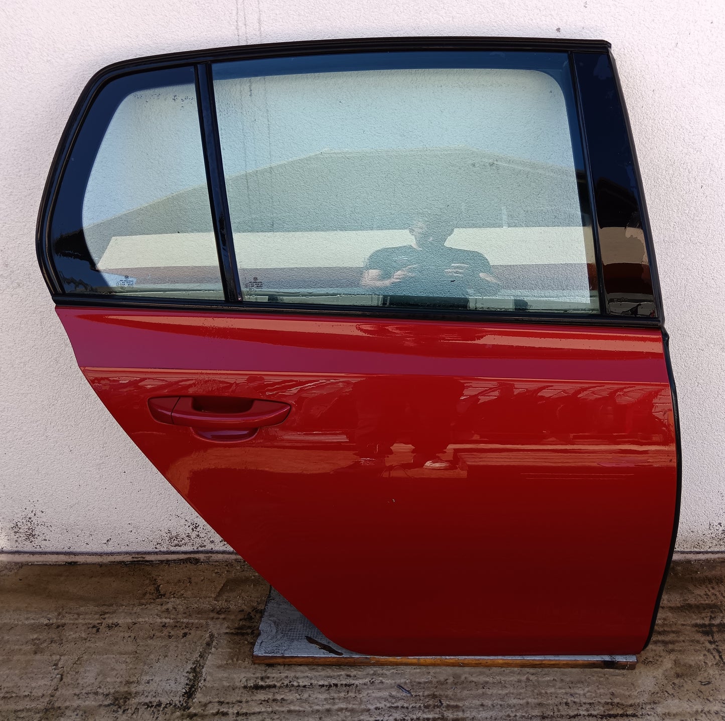 Right rear door -VW GOLF 6-